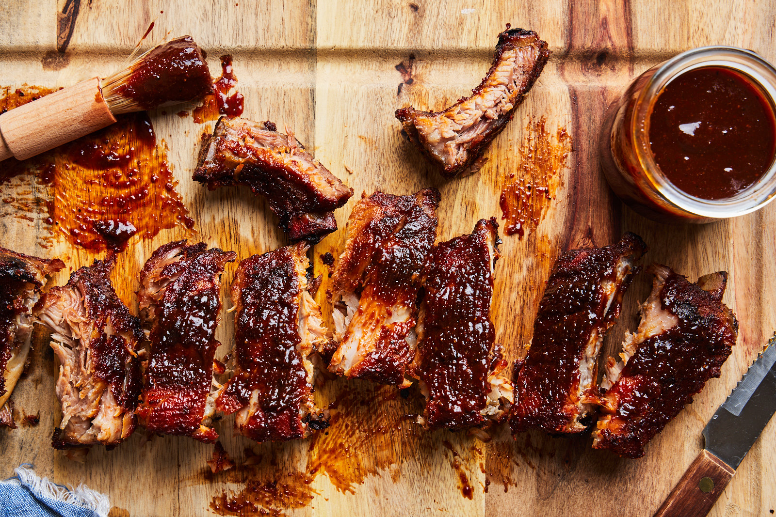 Costillas BBQ con salsa glaseada de barbacoa
